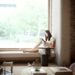 3785_Millharbour_Int_G3-Amenity_Lounge_Window_Vignette_Final_PC-scaled